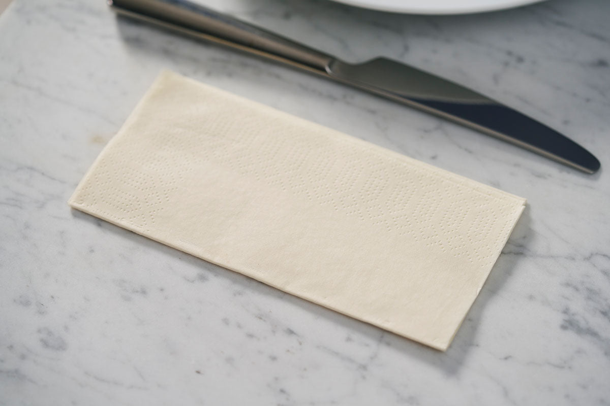 Servietten Cream, 33 x 33 cm, 1/8 Buchfalz, 3-lagig, 1000 Stk.